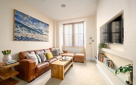 Stylish & Central 2Br Stockbridge Gem